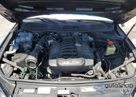 2016 Volkswagen Touareg Sport z USA, uszkodzony, nr VIN WVGEF9BP8GD010017